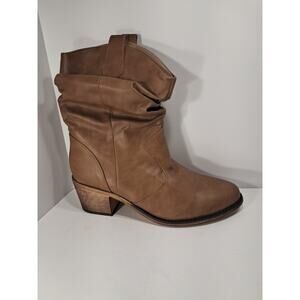 Dream Pairs Boots Women's Size 8.5